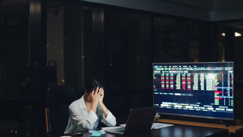 Server Downtime Costs How to Prevent Revenue Loss